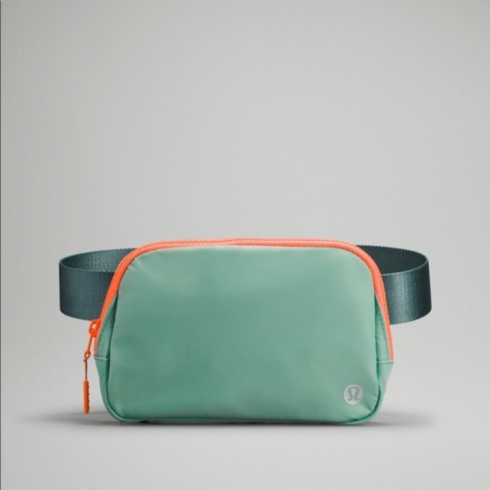 Lululemon everywhere belt bag rare arctic green and neon orange like new